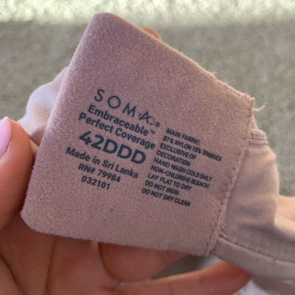 Light pink soma embraceable full coverage bra - Picture 3 of 3